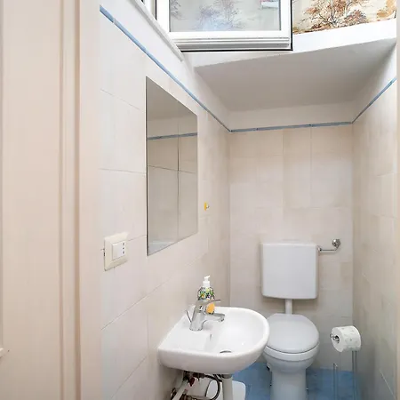 Casa Oneglia - Castelvecchio * Imperia